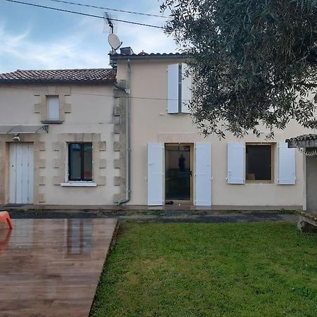 Le Petit Nid Villa Saint-Loubes Luaran gambar
